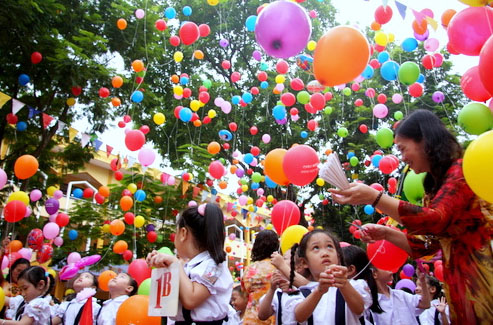 Hơn 22 triệu học sinh cả nước Ok365pp com năm học mới