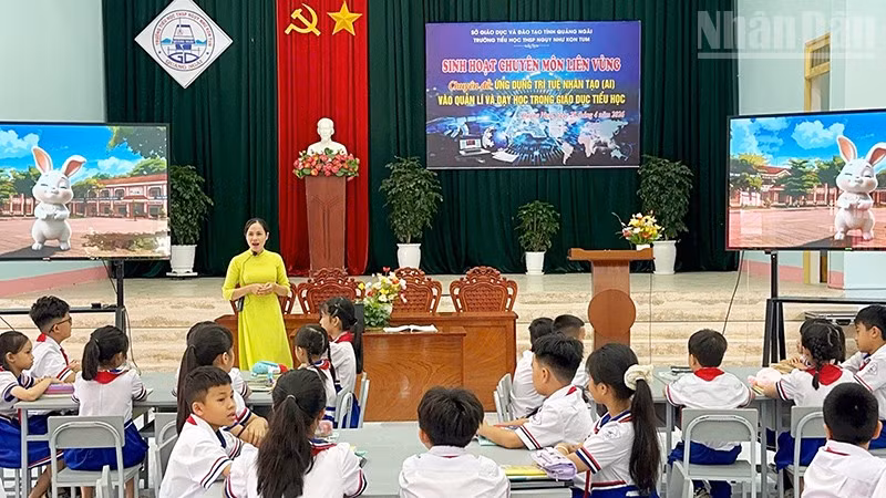 Bước chuyển mạnh mẽ của lớp học truyền thống khi Ok365 con Ok365