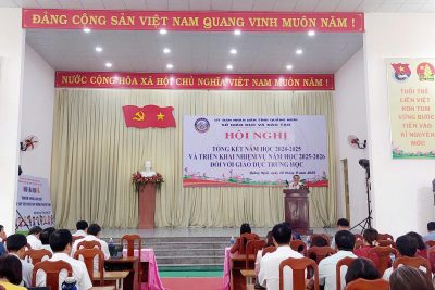 Hội nghị tổng kết năm học 2024-2025 và triển khai Ok365m năm học 2025-2026 đối với Ok365a com trung học