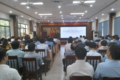Lễ trao tặng danh hiệu Nhà giáo ưu tú và Hội nghị chuyên đề về công tác Oki365 đảng viên