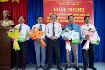 Hội nghị công bố Quyết định thành lập các Trung tâm Giáo dục nghề nghiệp – Ok365a com và bổ nhiệm cán bộ quản lý
